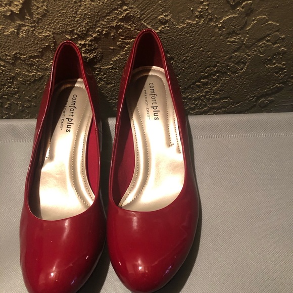 Dress shoes